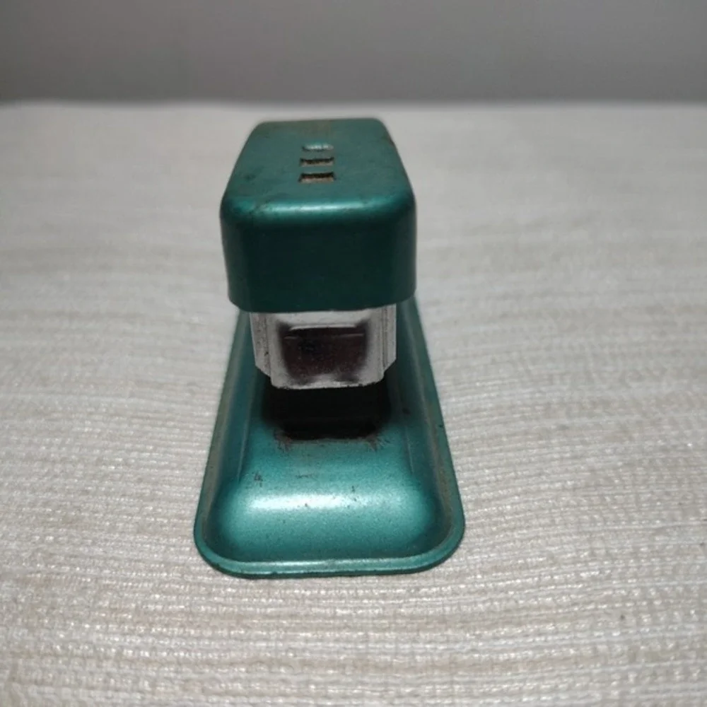 Swingline Cub Stapler Teal‎ Mid Century Metal Desk Office Tool USA Made Vtg